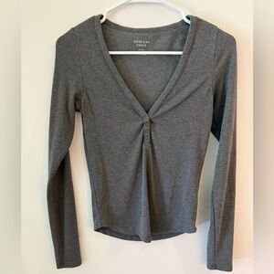 American Eagle Outfitters Gray Ribbed V-Neck Long Sleeve Top with Button Detail